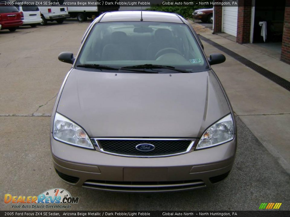 2005 Ford Focus ZX4 SE Sedan Arizona Beige Metallic / Dark Pebble/Light Pebble Photo #3