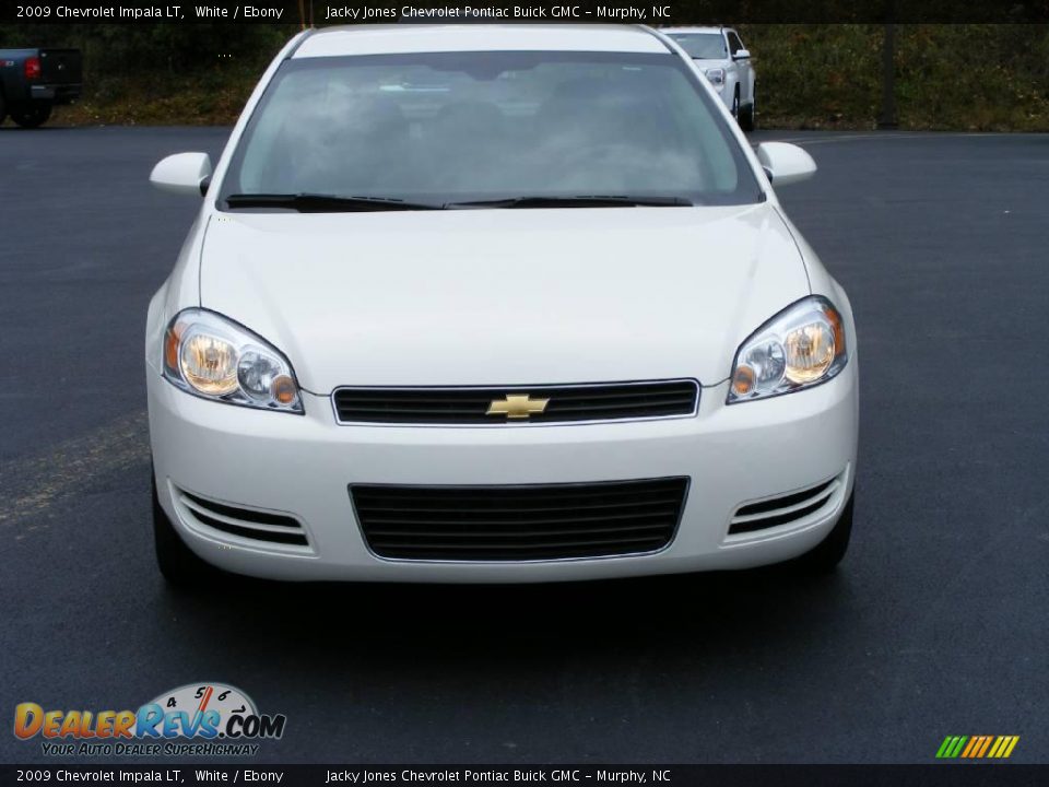 2009 Chevrolet Impala LT White / Ebony Photo #3