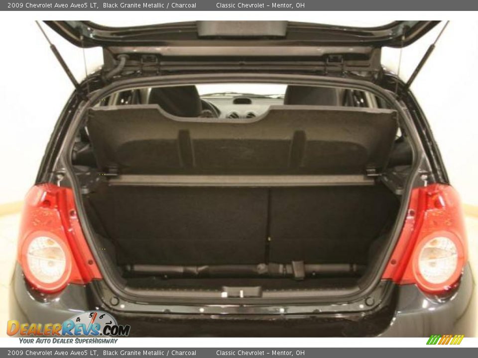 2009 Chevrolet Aveo Aveo5 LT Black Granite Metallic / Charcoal Photo #17