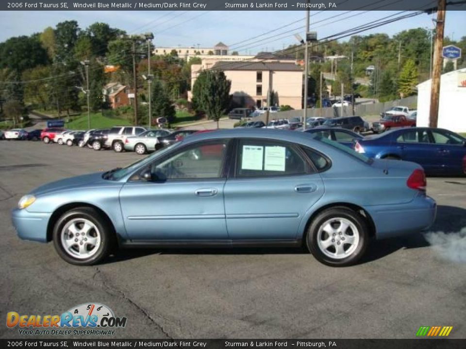 2006 Ford Taurus SE Windveil Blue Metallic / Medium/Dark Flint Grey Photo #6
