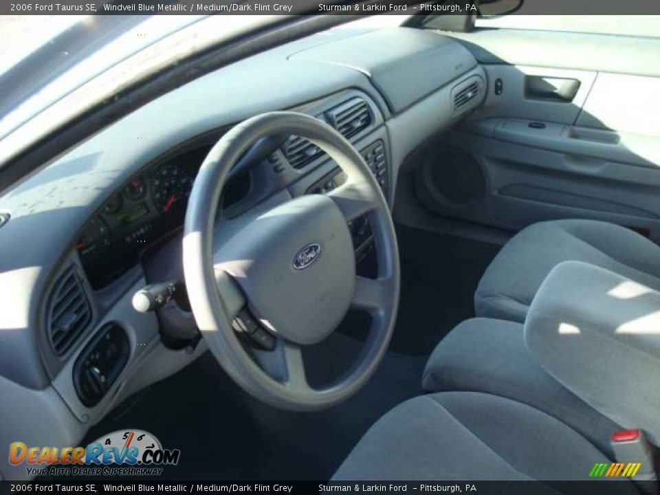 2006 Ford Taurus SE Windveil Blue Metallic / Medium/Dark Flint Grey Photo #15