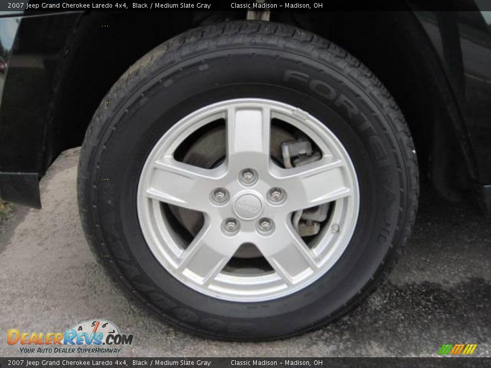 2007 Jeep Grand Cherokee Laredo 4x4 Black / Medium Slate Gray Photo #5