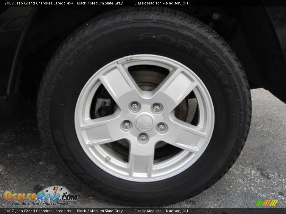 2007 Jeep Grand Cherokee Laredo 4x4 Black / Medium Slate Gray Photo #6