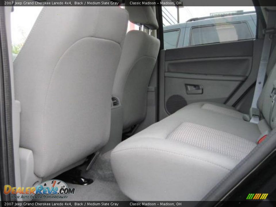 2007 Jeep Grand Cherokee Laredo 4x4 Black / Medium Slate Gray Photo #12