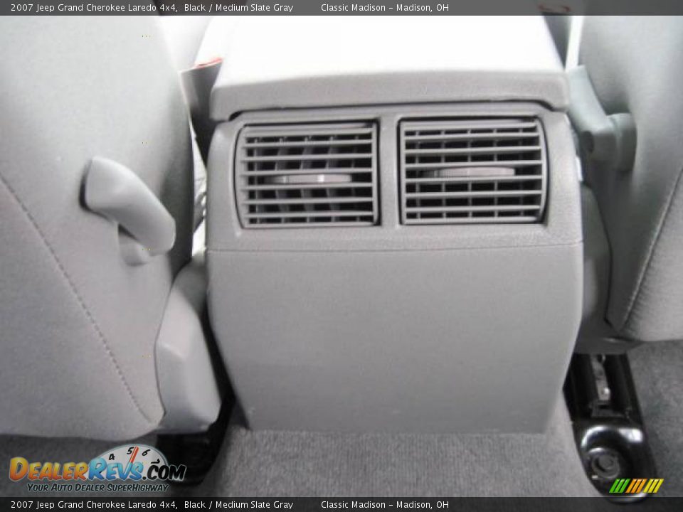 2007 Jeep Grand Cherokee Laredo 4x4 Black / Medium Slate Gray Photo #18