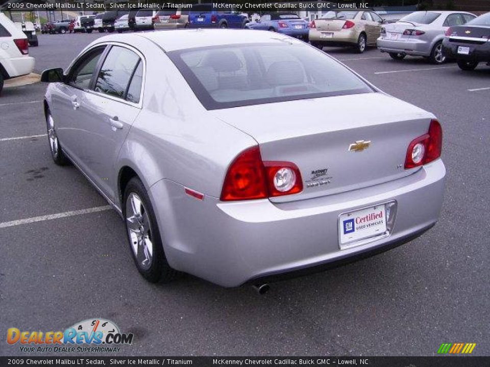 2009 Chevrolet Malibu LT Sedan Silver Ice Metallic / Titanium Photo #2