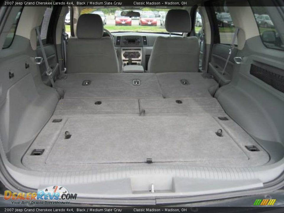 2007 Jeep Grand Cherokee Laredo 4x4 Black / Medium Slate Gray Photo #28