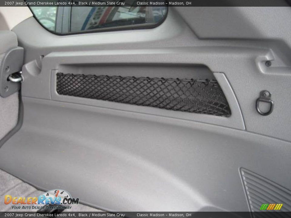 2007 Jeep Grand Cherokee Laredo 4x4 Black / Medium Slate Gray Photo #29