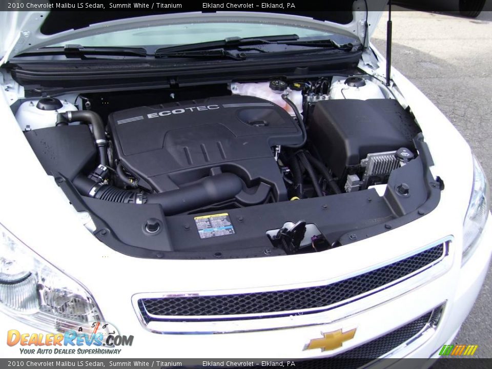 2010 Chevrolet Malibu LS Sedan Summit White / Titanium Photo #17