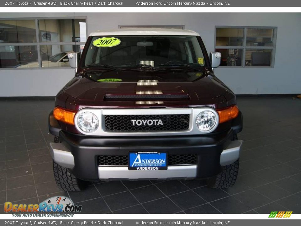 2007 Toyota FJ Cruiser 4WD Black Cherry Pearl / Dark Charcoal Photo #2