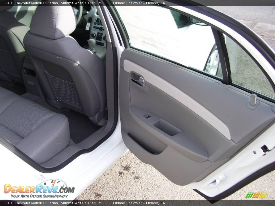 2010 Chevrolet Malibu LS Sedan Summit White / Titanium Photo #24