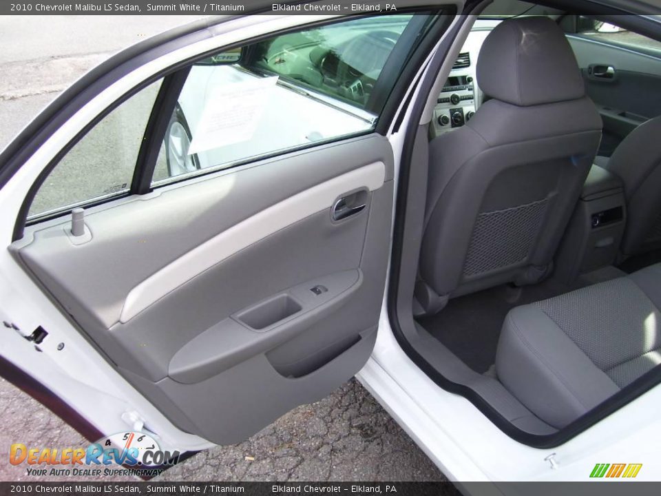 2010 Chevrolet Malibu LS Sedan Summit White / Titanium Photo #26