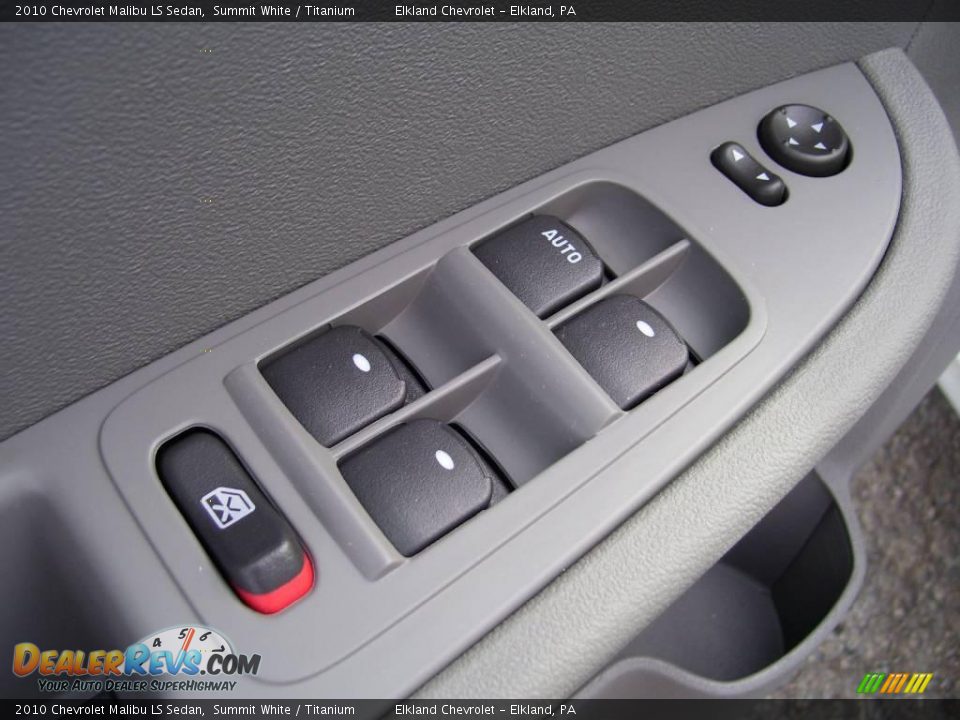 2010 Chevrolet Malibu LS Sedan Summit White / Titanium Photo #30