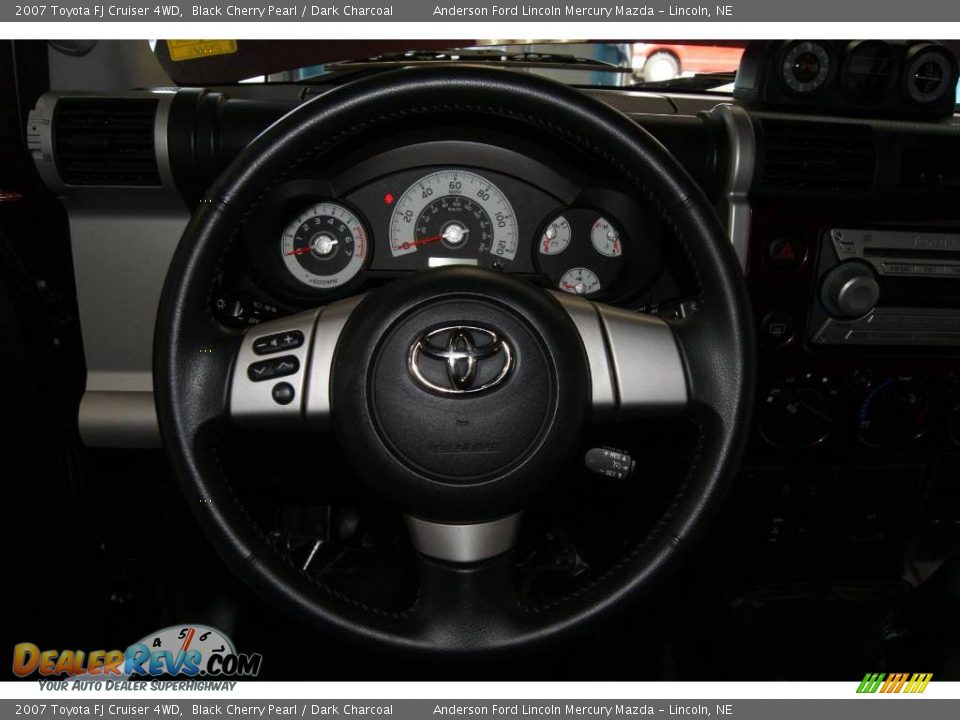 2007 Toyota FJ Cruiser 4WD Black Cherry Pearl / Dark Charcoal Photo #17
