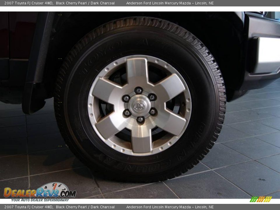 2007 Toyota FJ Cruiser 4WD Black Cherry Pearl / Dark Charcoal Photo #23