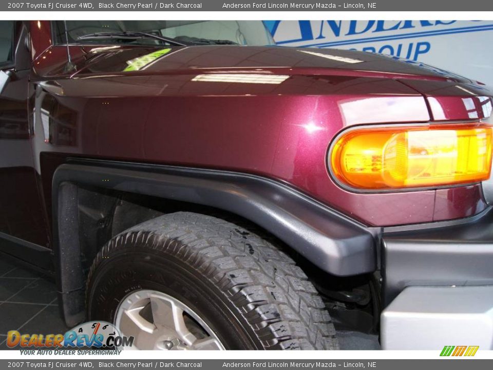 2007 Toyota FJ Cruiser 4WD Black Cherry Pearl / Dark Charcoal Photo #24