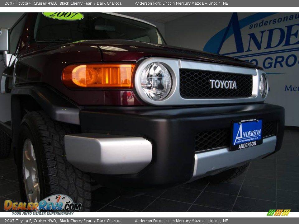 2007 Toyota FJ Cruiser 4WD Black Cherry Pearl / Dark Charcoal Photo #25