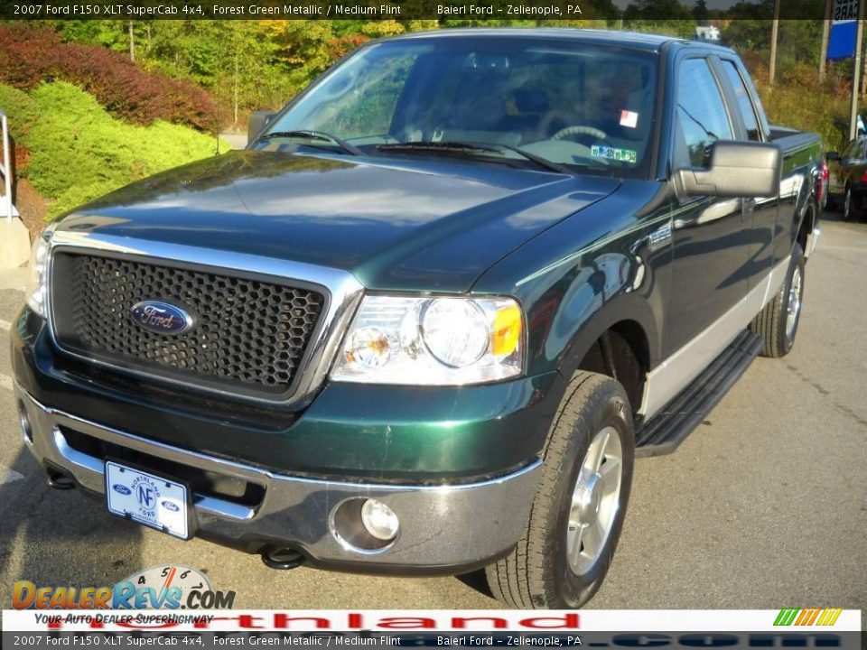 2007 Ford F150 XLT SuperCab 4x4 Forest Green Metallic / Medium Flint Photo #2