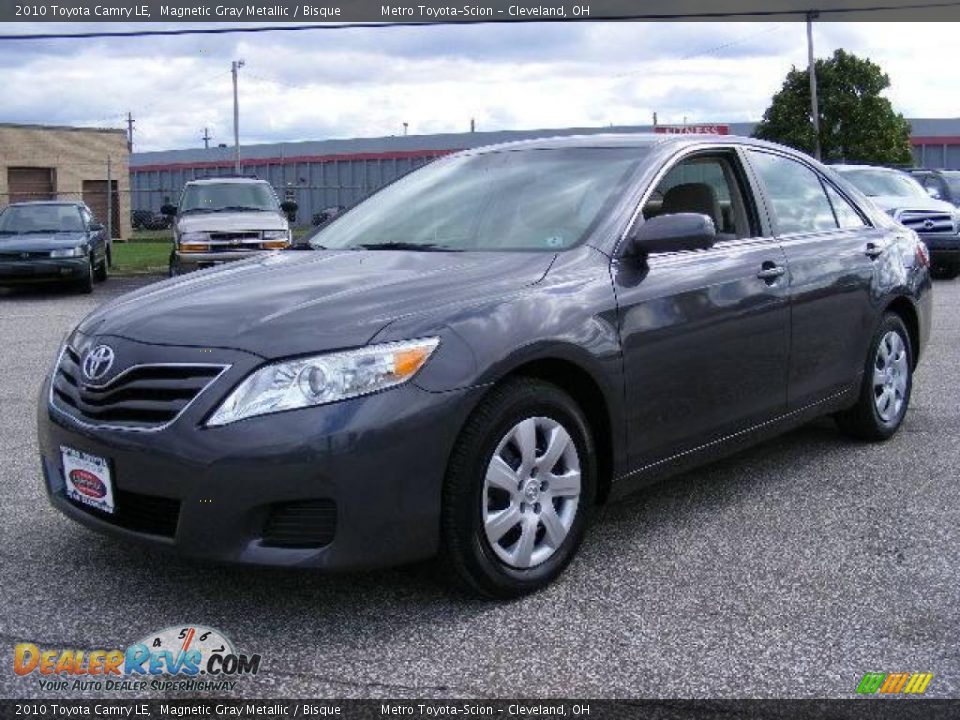 2010 Toyota Camry LE Magnetic Gray Metallic / Bisque Photo #7 ...