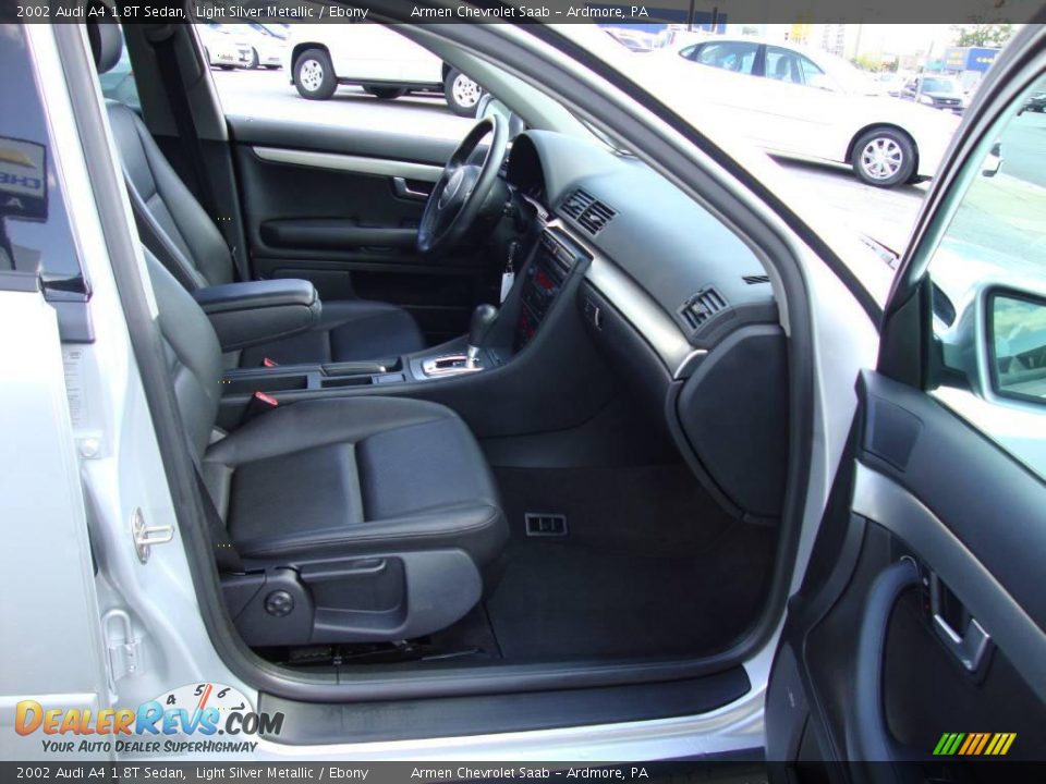 2002 Audi A4 1.8T Sedan Light Silver Metallic / Ebony Photo #18