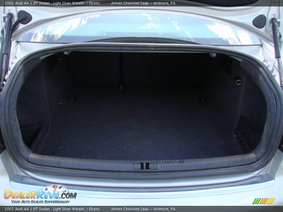 2002 Audi A4 1.8T Sedan Light Silver Metallic / Ebony Photo #23