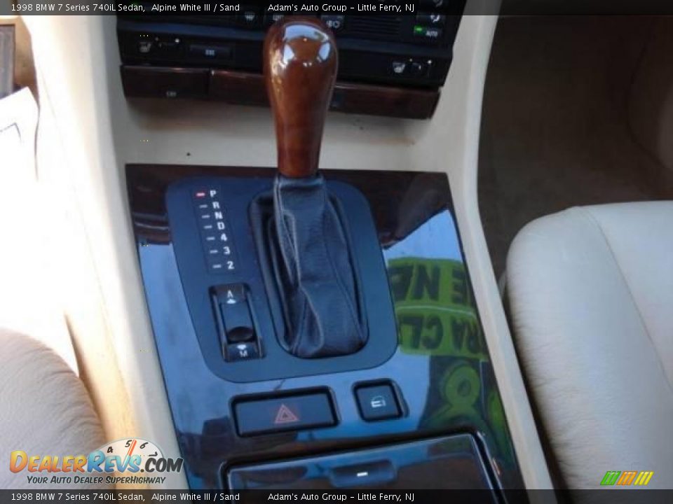 1998 BMW 7 Series 740iL Sedan Alpine White III / Sand Photo #7