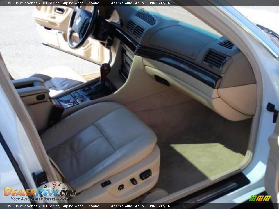 1998 BMW 7 Series 740iL Sedan Alpine White III / Sand Photo #8