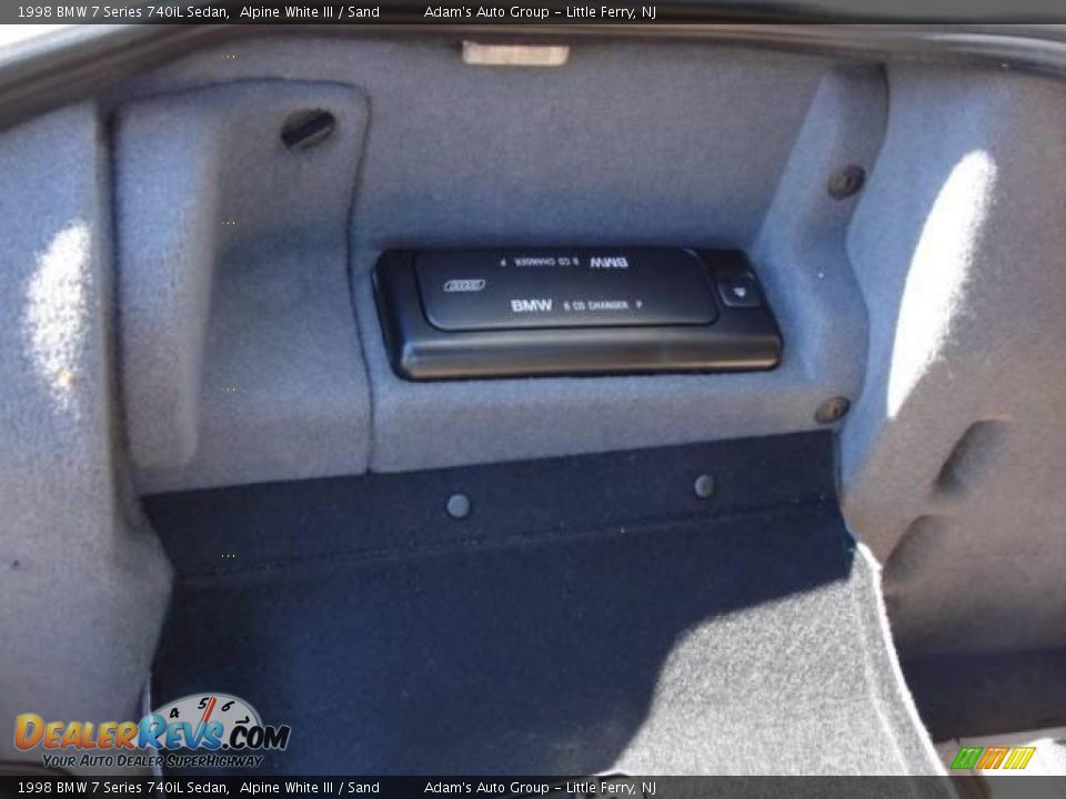 1998 BMW 7 Series 740iL Sedan Alpine White III / Sand Photo #21