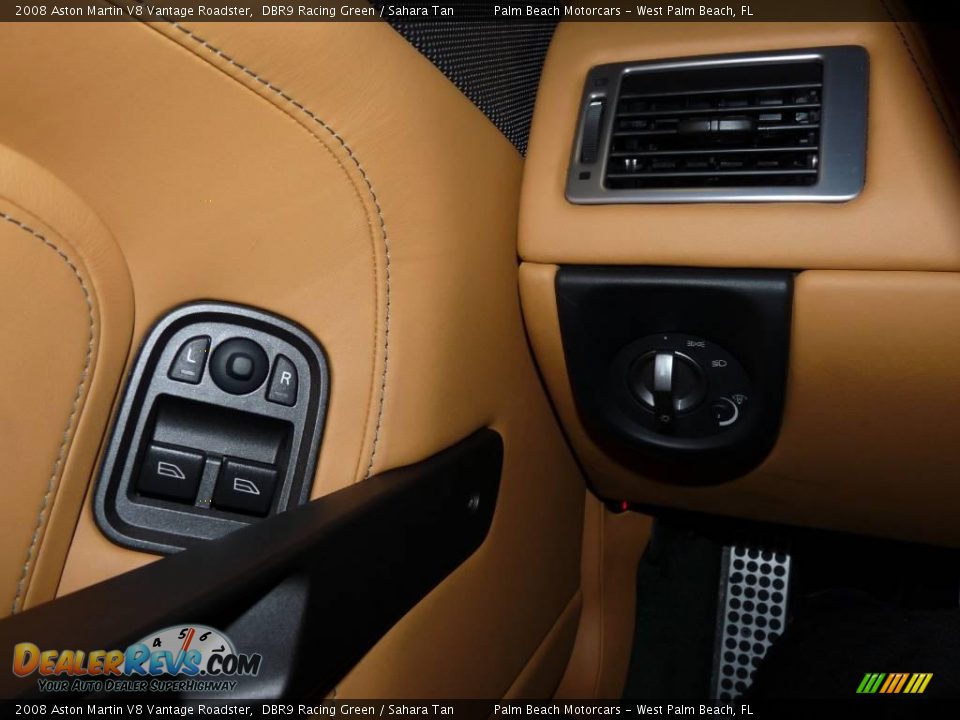 2008 Aston Martin V8 Vantage Roadster DBR9 Racing Green / Sahara Tan Photo #32