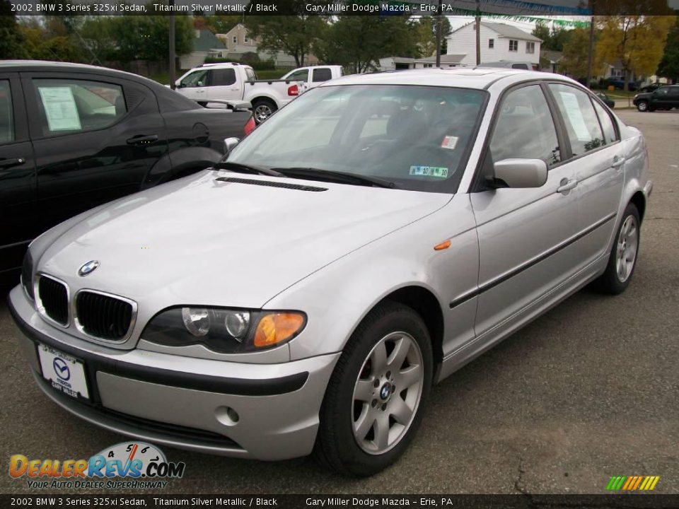2002 BMW 3 Series 325xi Sedan Titanium Silver Metallic / Black Photo #1