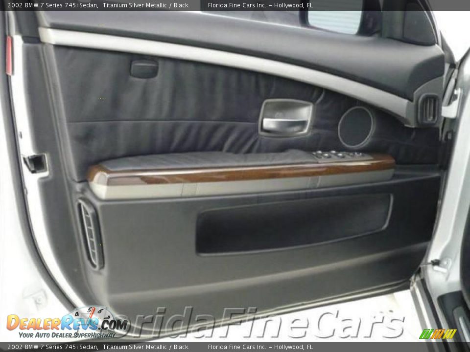 2002 BMW 7 Series 745i Sedan Titanium Silver Metallic / Black Photo #10