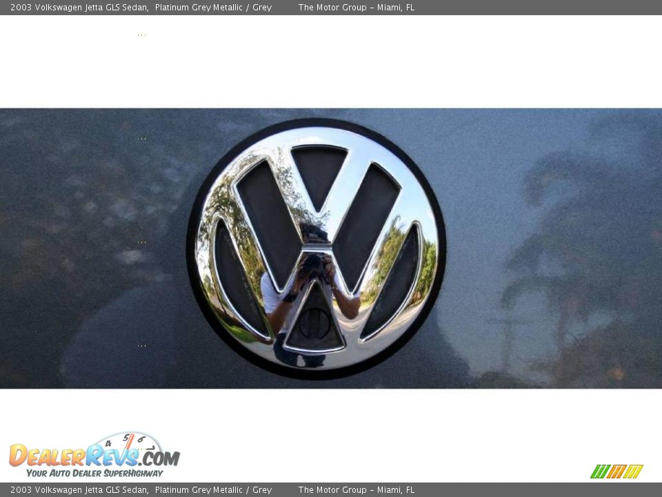 2003 Volkswagen Jetta GLS Sedan Platinum Grey Metallic / Grey Photo #20