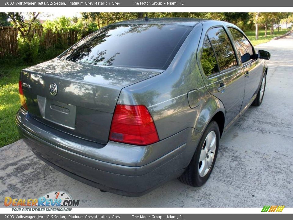 2003 Volkswagen Jetta GLS Sedan Platinum Grey Metallic / Grey Photo #24