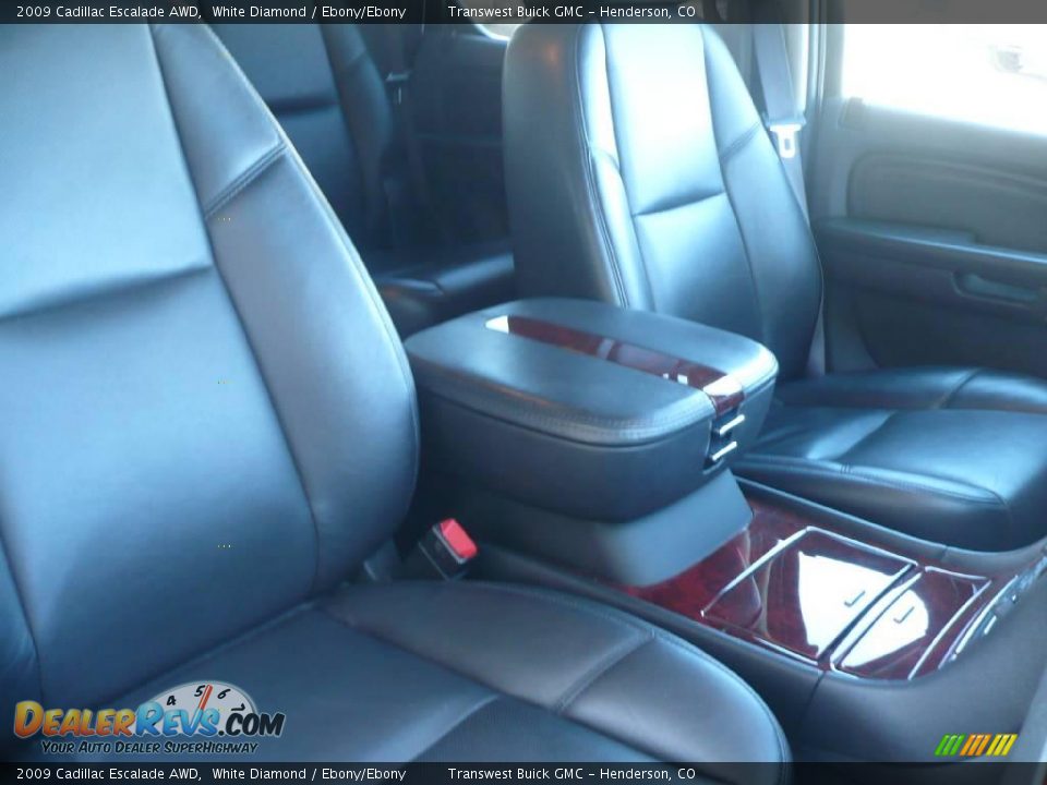 2009 Cadillac Escalade AWD White Diamond / Ebony/Ebony Photo #16