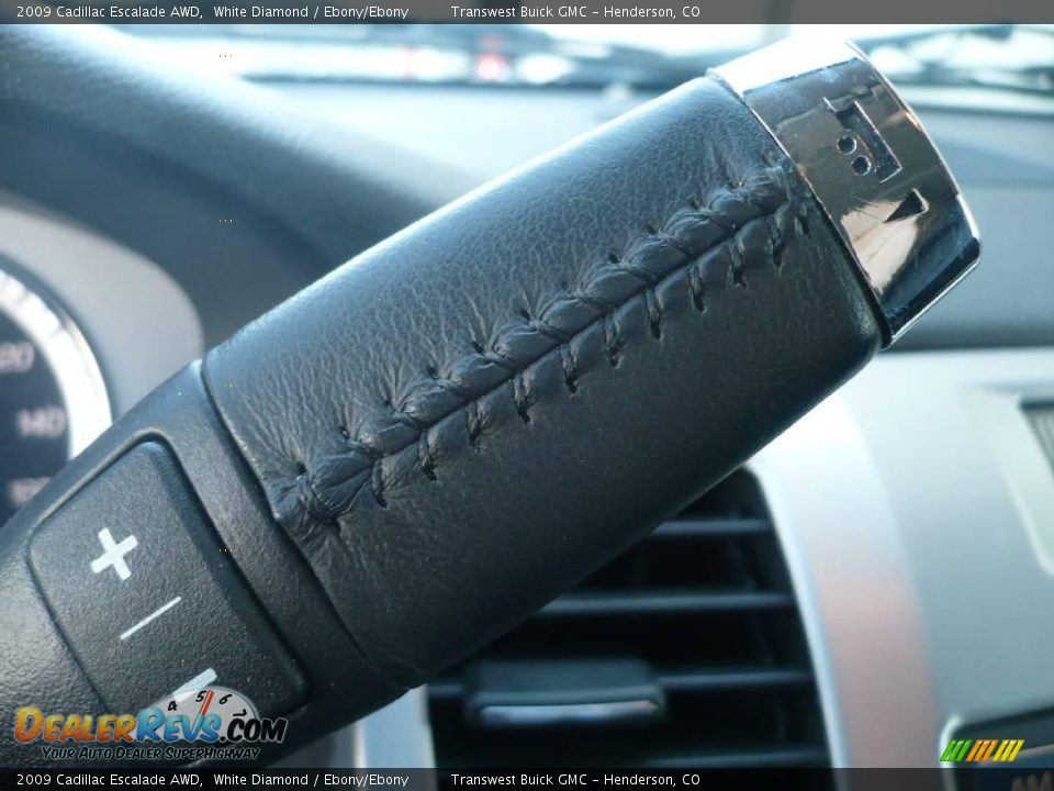 2009 Cadillac Escalade AWD White Diamond / Ebony/Ebony Photo #26