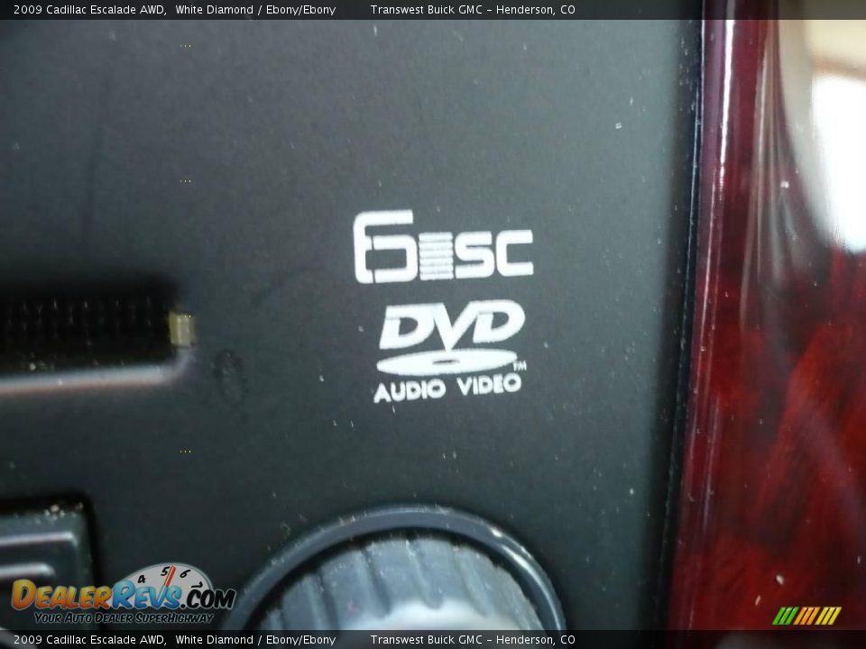 2009 Cadillac Escalade AWD White Diamond / Ebony/Ebony Photo #32
