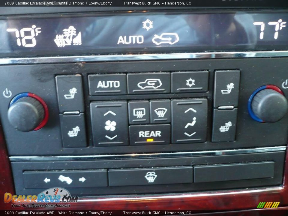 2009 Cadillac Escalade AWD White Diamond / Ebony/Ebony Photo #34
