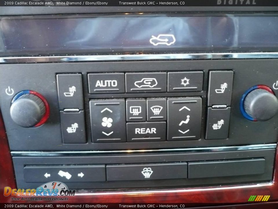 2009 Cadillac Escalade AWD White Diamond / Ebony/Ebony Photo #34