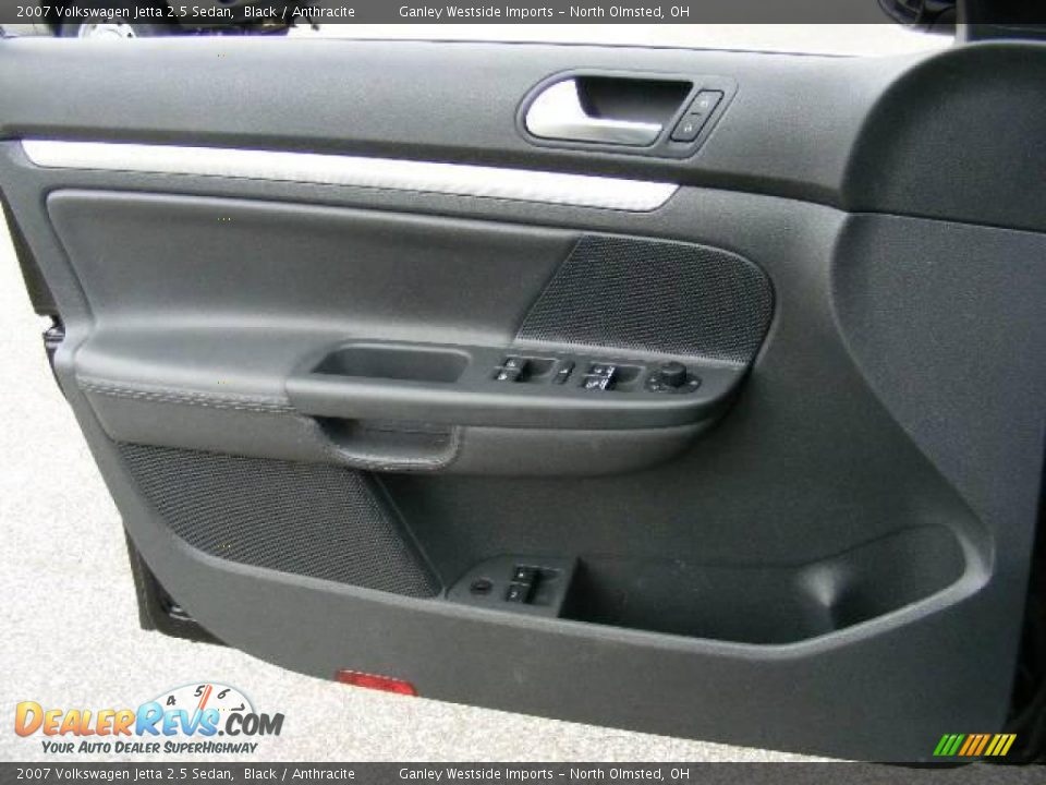 2007 Volkswagen Jetta 2.5 Sedan Black / Anthracite Photo #19