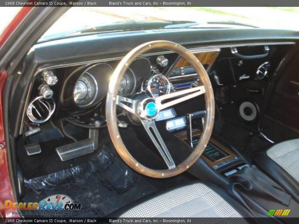 1968 Chevrolet Camaro SS Coupe Maroon / Black Photo #9