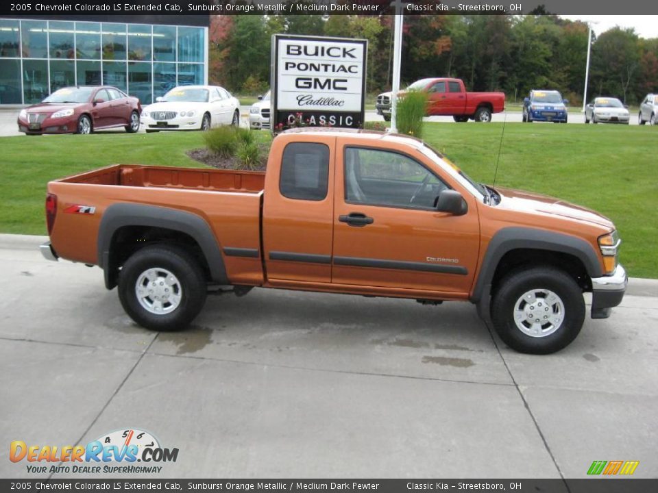 2005 Chevrolet Colorado LS Extended Cab Sunburst Orange Metallic / Medium Dark Pewter Photo #2