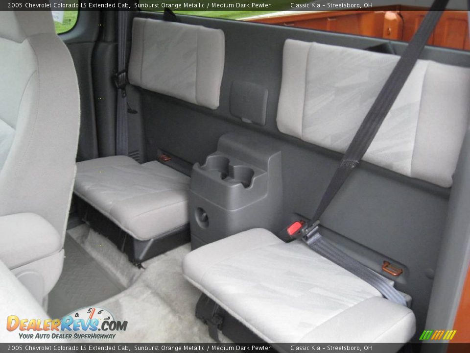 2005 Chevrolet Colorado LS Extended Cab Sunburst Orange Metallic / Medium Dark Pewter Photo #17