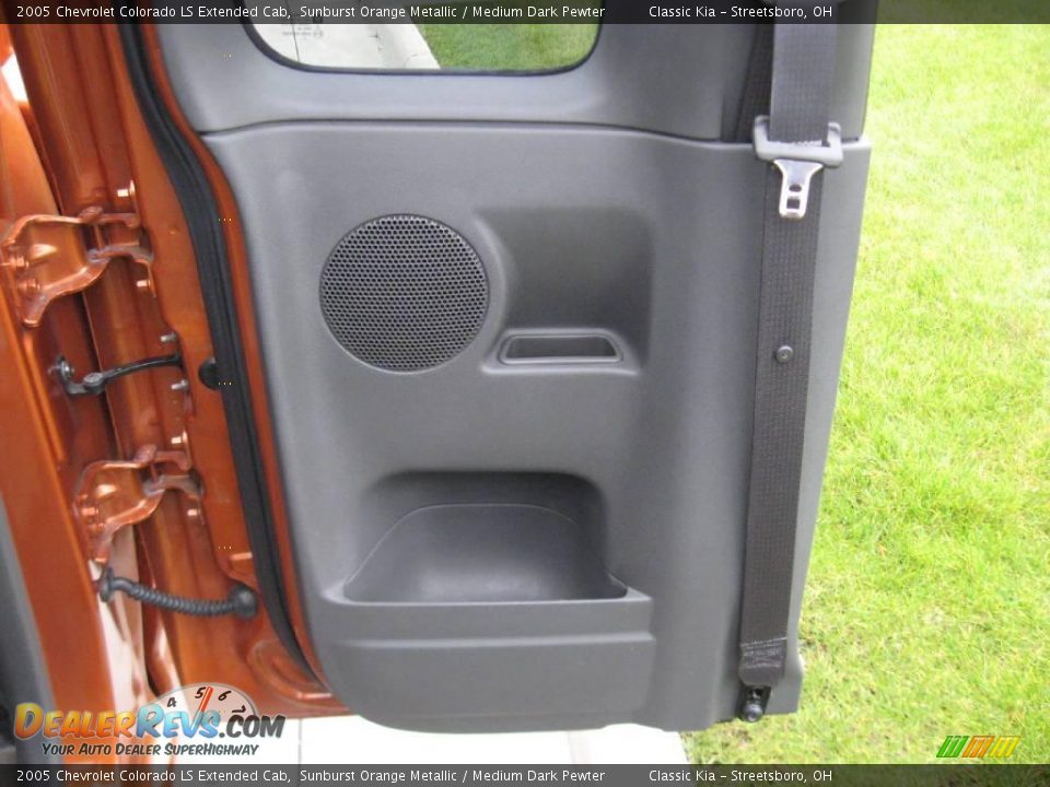 2005 Chevrolet Colorado LS Extended Cab Sunburst Orange Metallic / Medium Dark Pewter Photo #18