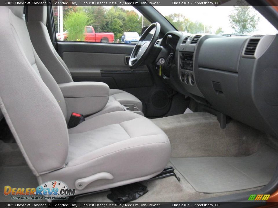 2005 Chevrolet Colorado LS Extended Cab Sunburst Orange Metallic / Medium Dark Pewter Photo #26