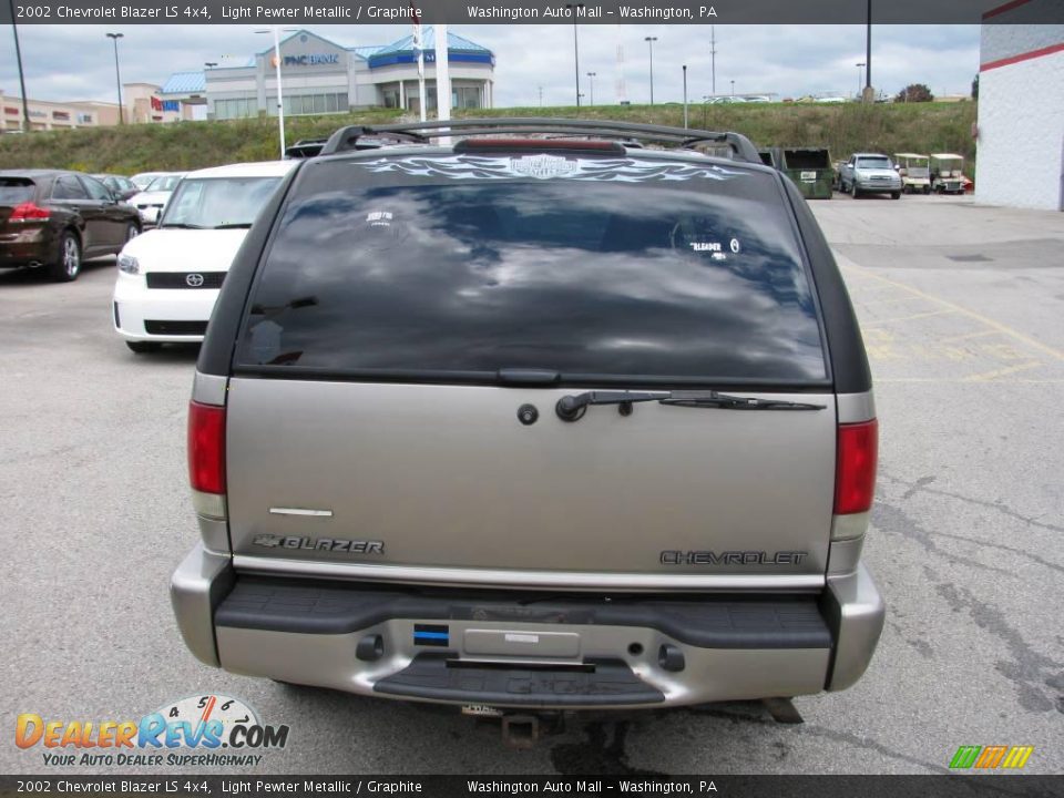 2002 Chevrolet Blazer LS 4x4 Light Pewter Metallic / Graphite Photo #4