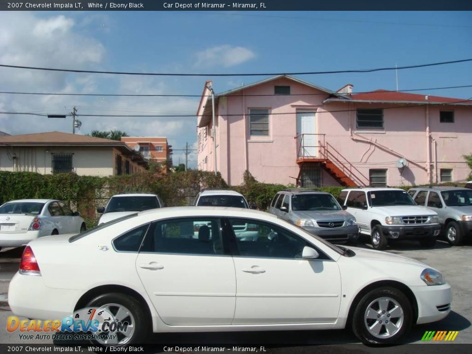 2007 Chevrolet Impala LT White / Ebony Black Photo #2