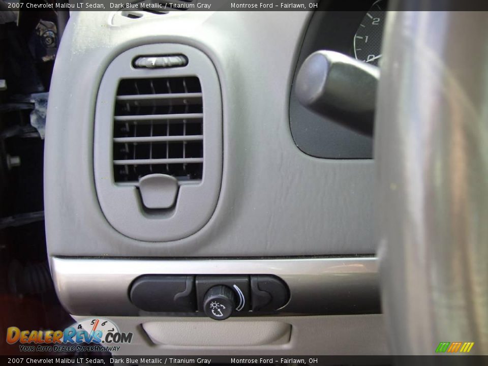 2007 Chevrolet Malibu LT Sedan Dark Blue Metallic / Titanium Gray Photo #11