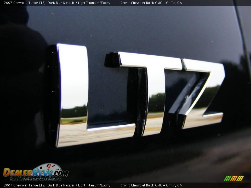 2007 Chevrolet Tahoe LTZ Dark Blue Metallic / Light Titanium/Ebony Photo #11