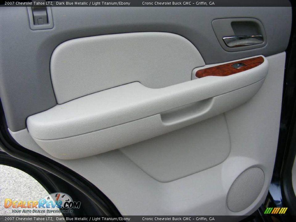 2007 Chevrolet Tahoe LTZ Dark Blue Metallic / Light Titanium/Ebony Photo #16