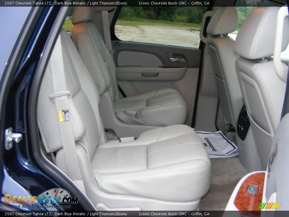 2007 Chevrolet Tahoe LTZ Dark Blue Metallic / Light Titanium/Ebony Photo #19